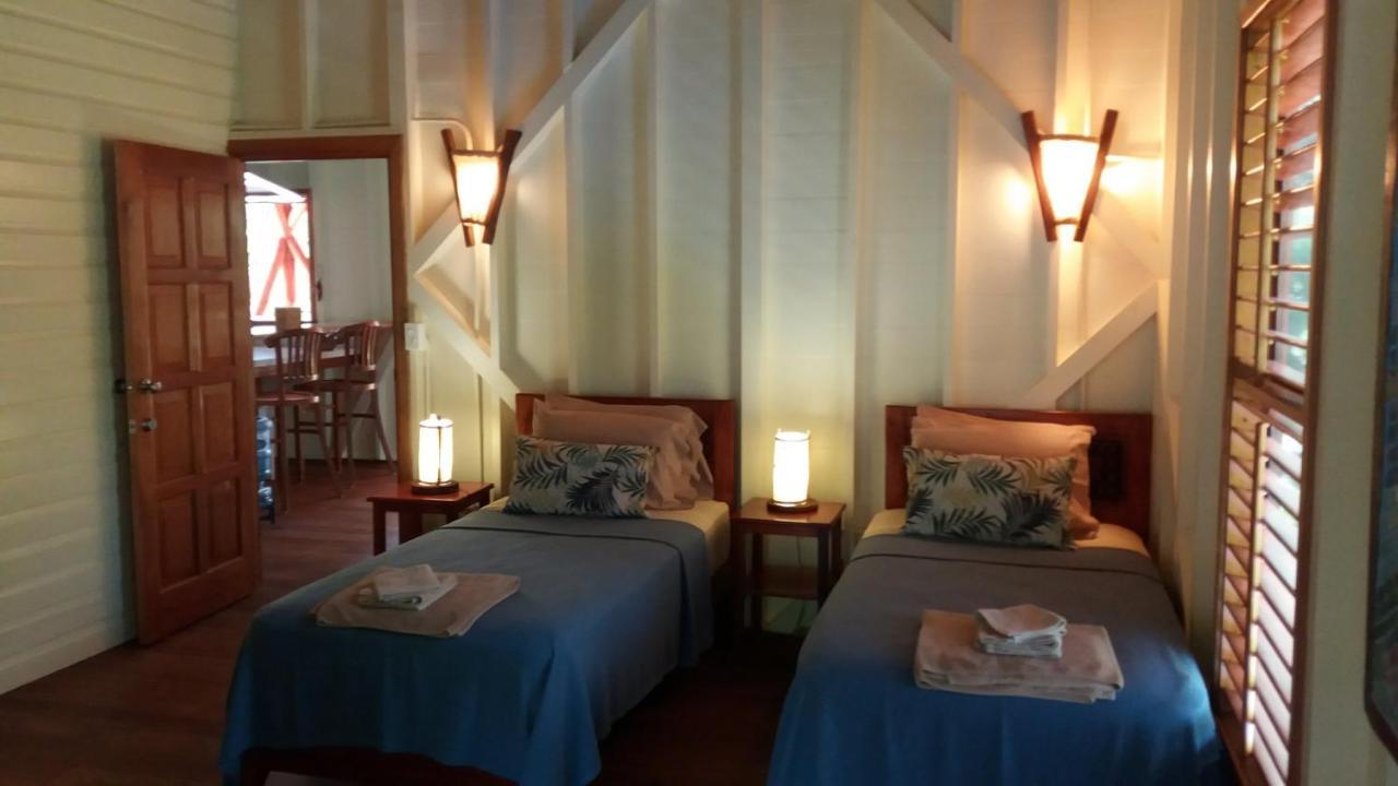 Bluff Beach Retreat Bocas del Toro Zewnętrze zdjęcie
