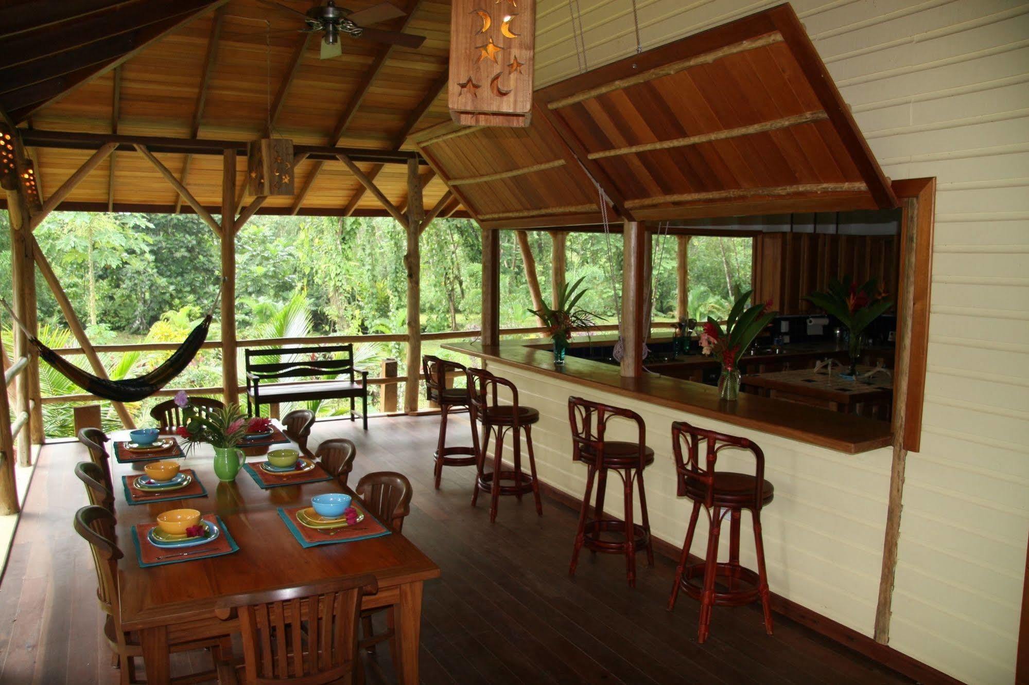 Bluff Beach Retreat Bocas del Toro Zewnętrze zdjęcie